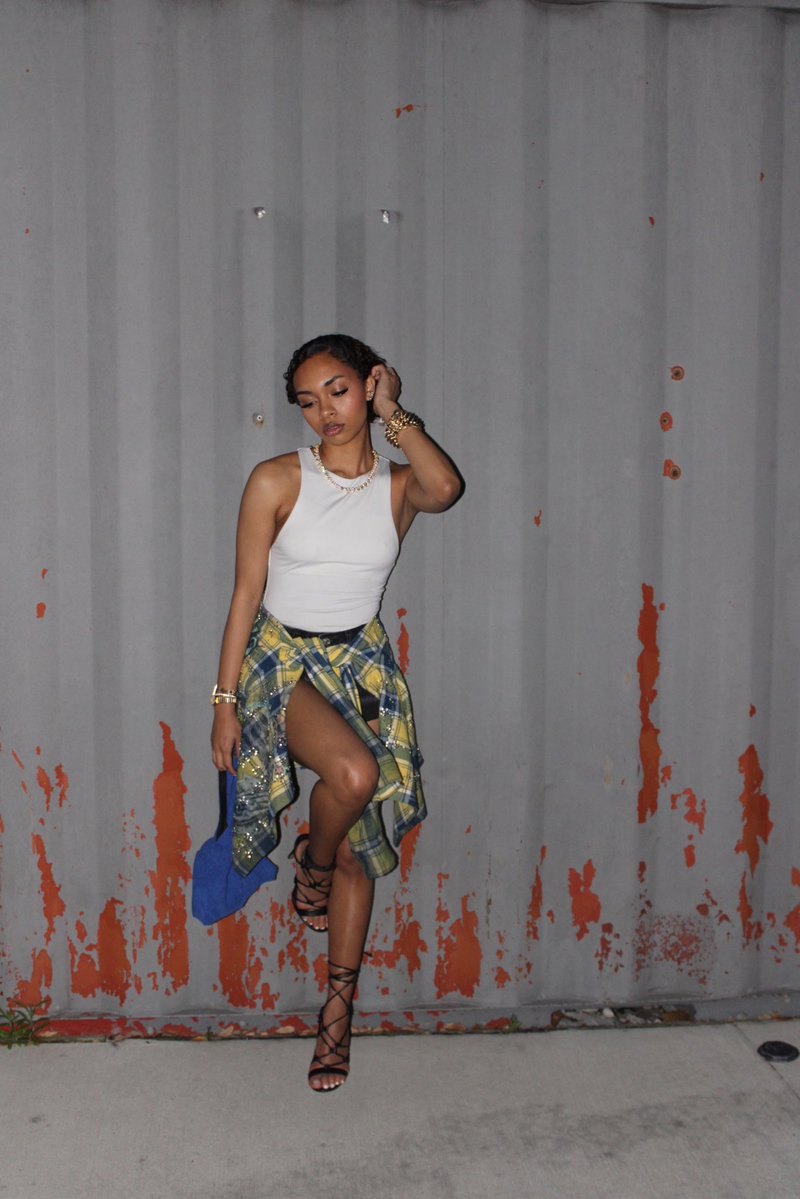 TEEAIRUH🫀👩🏽‍🎨 (@tiaraivette) on Twitter photo 