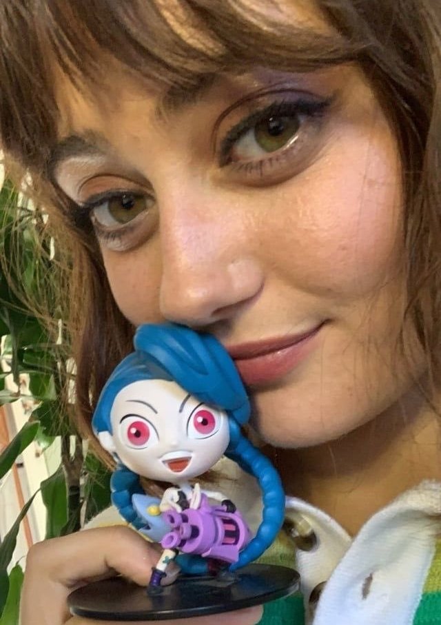 Ella Purnell Files tweet media