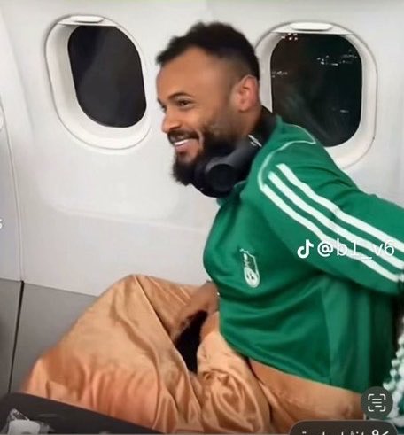 قمرنجد tweet media