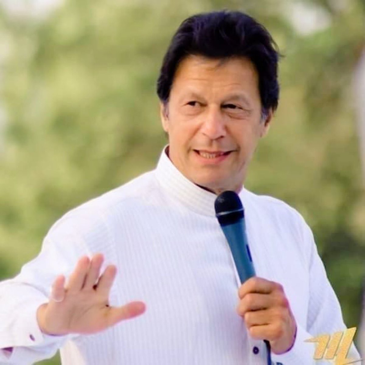 Soha_213's tweet photo. میرے پاکستانیوں اسلام و علیکم!
اللہ پاک ہمارے لیڈر کو سلامت رکھے ۔ آمین ثم آمین https://t.co/kY2BR49PUk