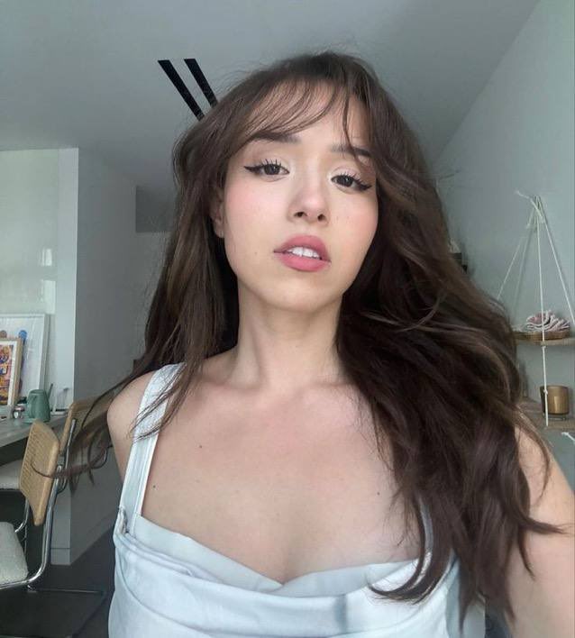 Mistress Pokimane tweet media