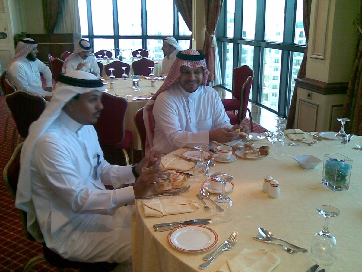 المدرب: محسن آل عزيز tweet media