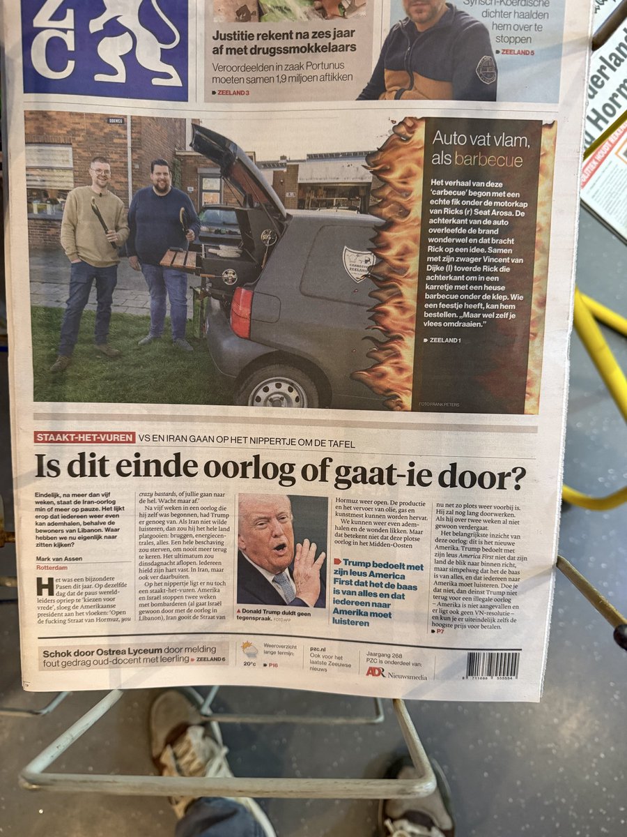 RuitenburgBas's tweet photo. Slechtste kop ooit?! #wtf #pzc #krant #nieuws #ad #kop https://t.co/FWfPVsknVj