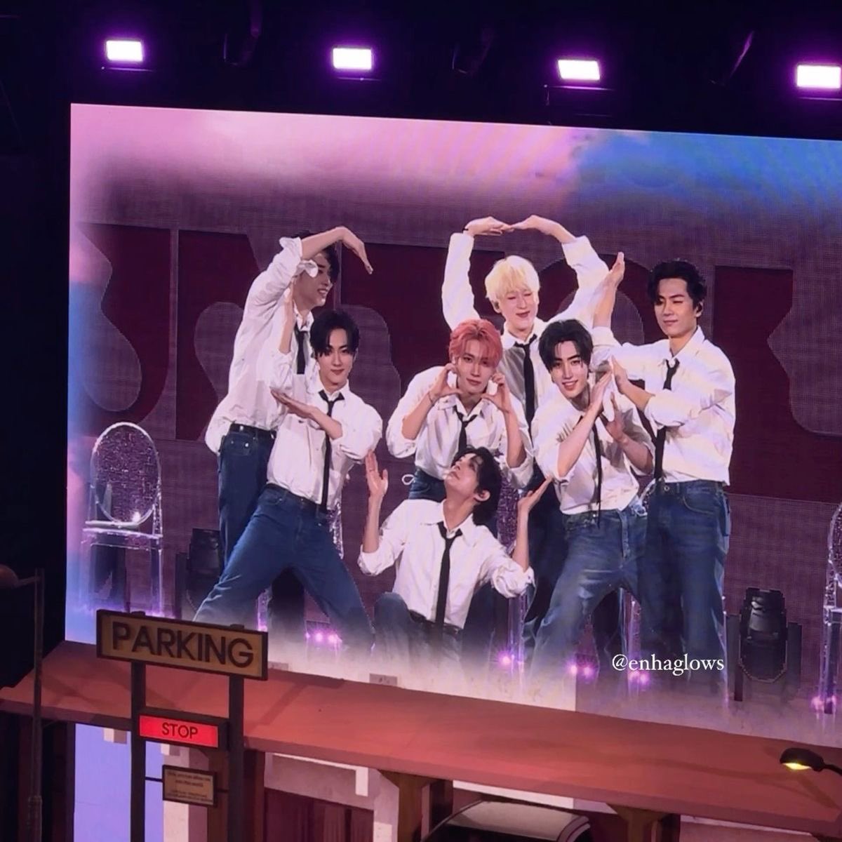 snoo🧡7️⃣ tweet media