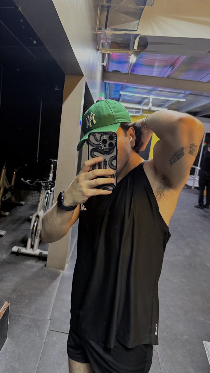 Iván tweet media
