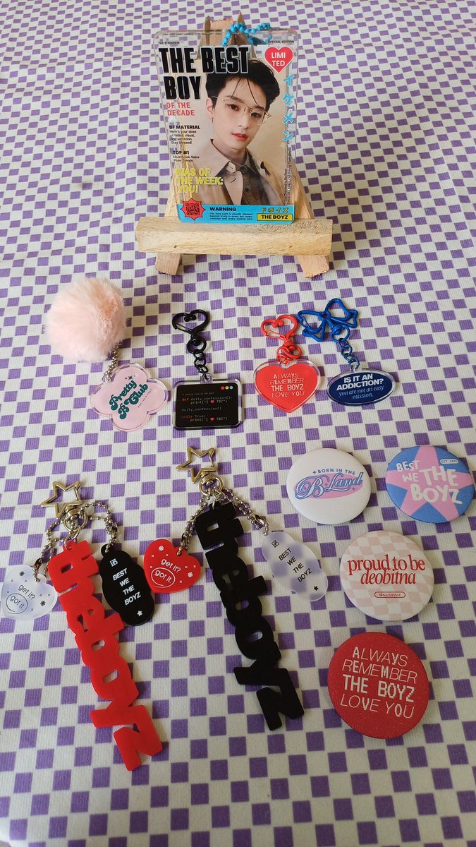 spicaloids's tweet photo. [ 📷] Soft preview of the fan merch for OMO! Market Vol. 6

#lngshot #verivery #kangmin #alphadriveone #theboyz
#OMOOMOOMO #omomarket6 https://t.co/L8oYLcroPr
