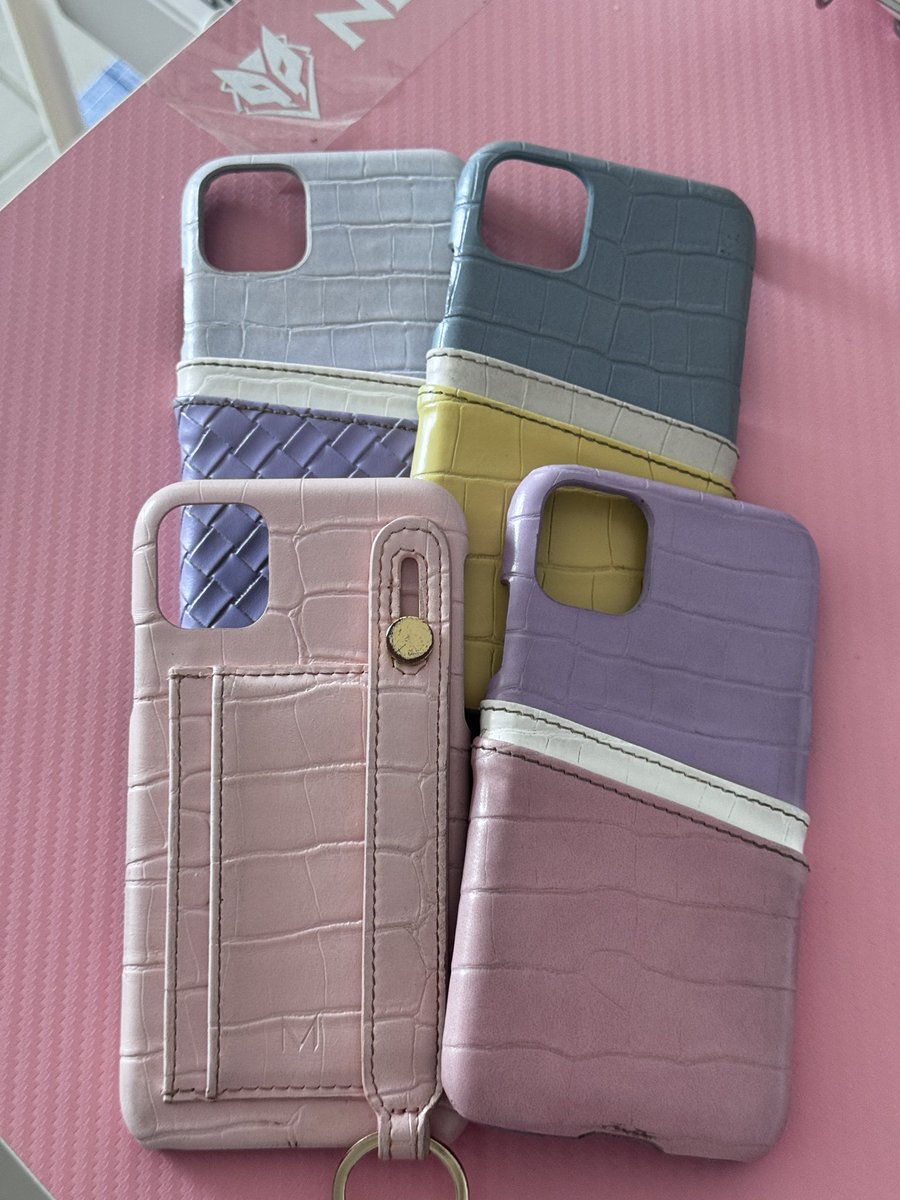 __onmyway's tweet image. ส่งต่อเคส iphone 11 แบรน huas.bkk / saya สภาพตามการใช้งานค่ะ ส่งต่อเหมา 500฿ ส่งฟรีค่ะ #เคสโทรศัพท์ #iphone11 #ส่งต่อเคส #ส่งต่อเคสมือสอง