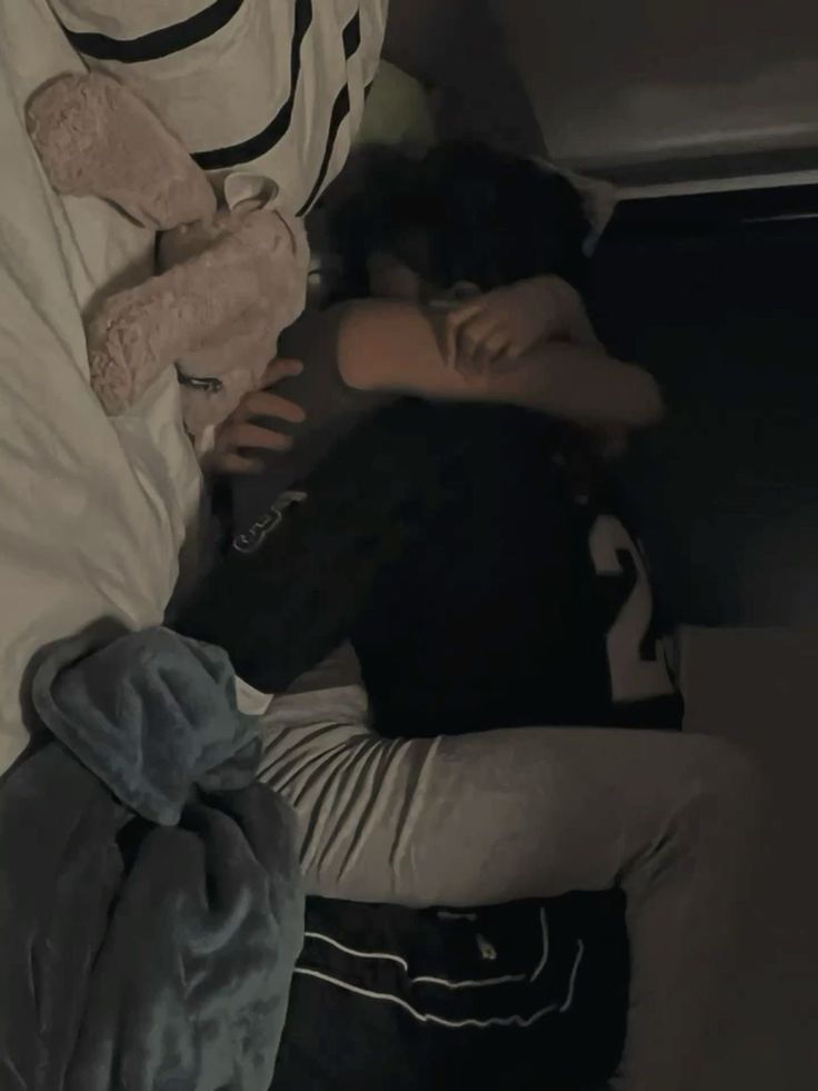 𝐒𝐜𝐫𝐨𝐥𝐥 𝐩𝐢𝐜𝐬 tweet media