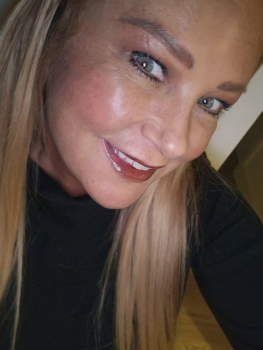 nikkihayes's tweet image. This day last year I finished 16.5 month treatment programme with @TiglinIreland #LifeRestored #Addiction #Recovery #ReBuilding #ODAAT #Homelessness