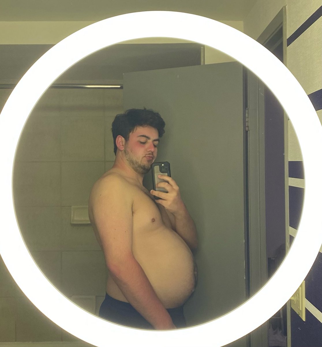 Fat Boy James tweet media