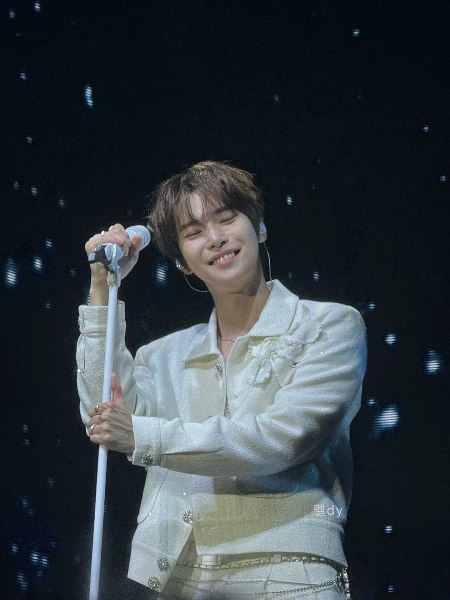 HwaranH's tweet photo. #도영이가_피운_10년의_계절
#TenYearsWithDOYOUNG https://t.co/6IYPg6j0mc