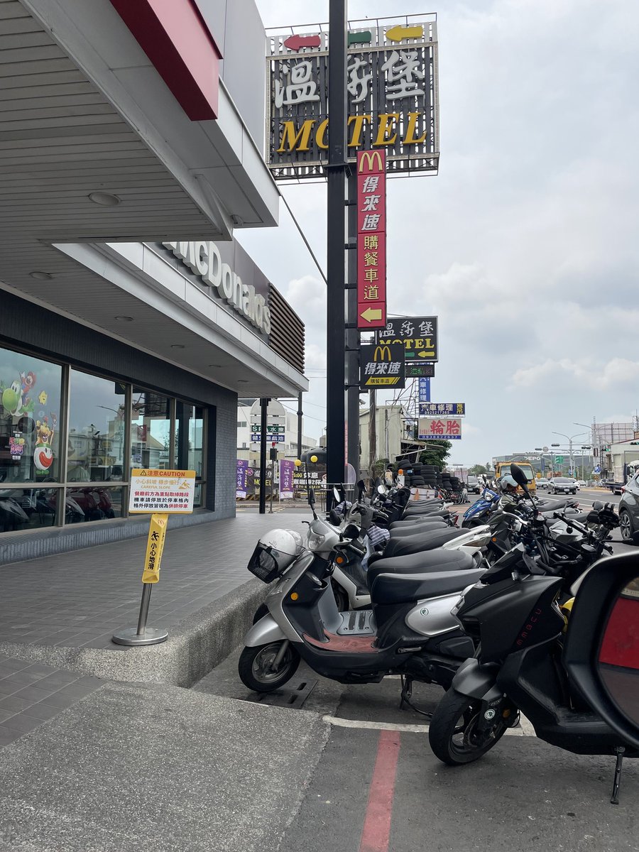 @Zoe-Chun tweet media