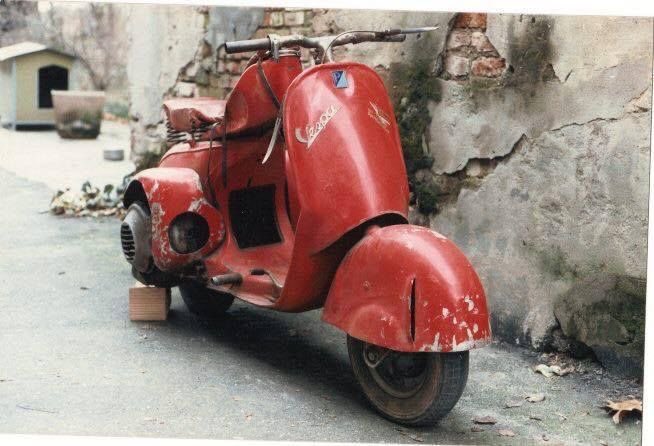 Vespa&Lambretta pics tweet media