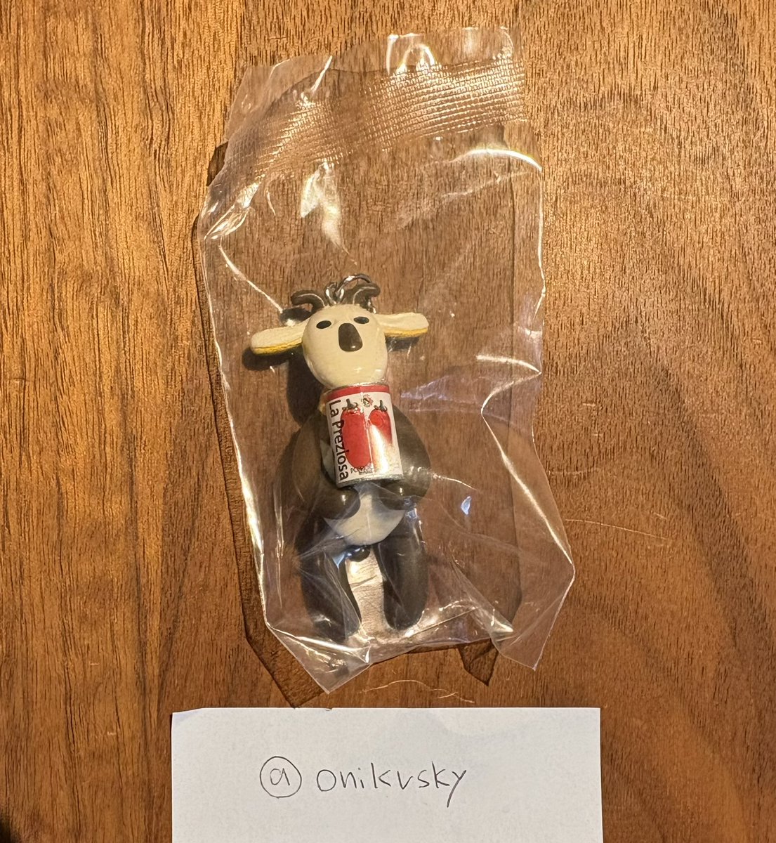 おにく tweet media