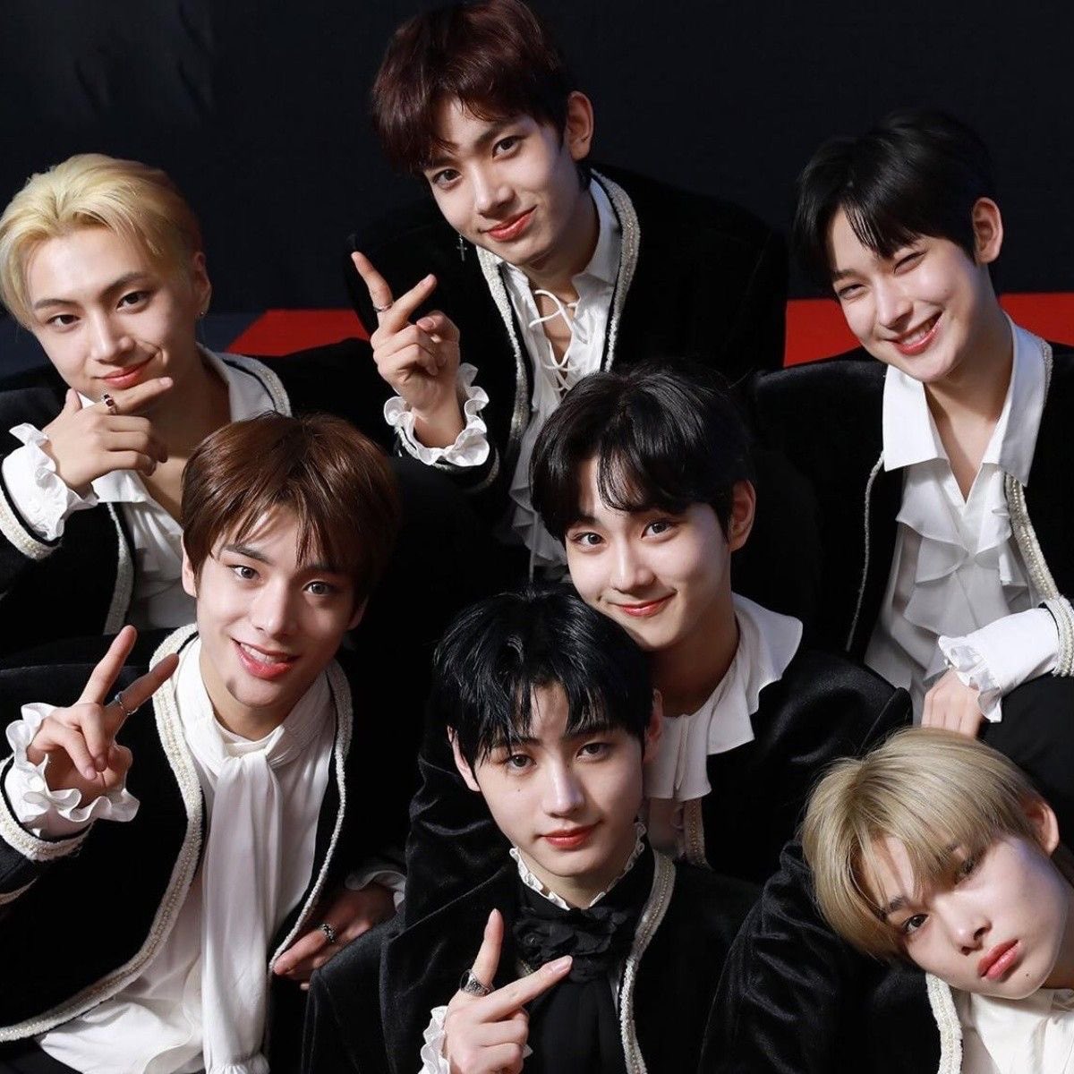 emi ⋆ ★ enhypen is 7 tweet media