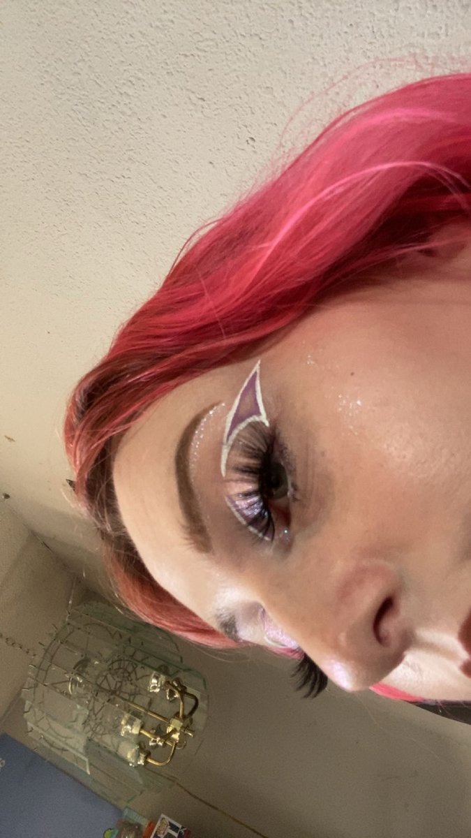 AutumnBeck98's tweet photo. Dont cha wish your gf was mentally ill like meeee? https://t.co/vzQWzWCgrk