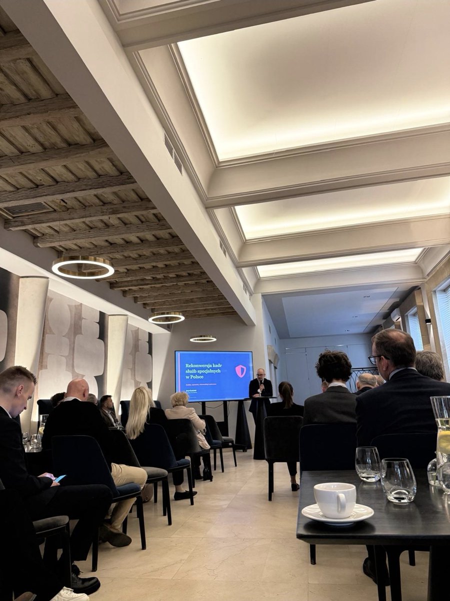 Artur Chodziński tweet media