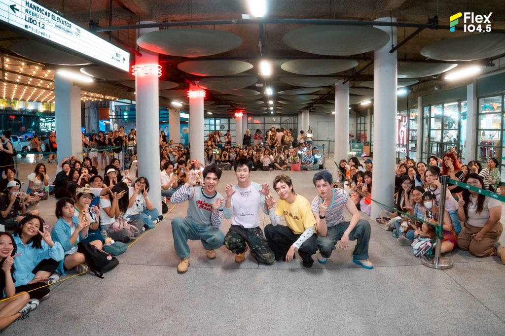 Flex 104.5 tweet media