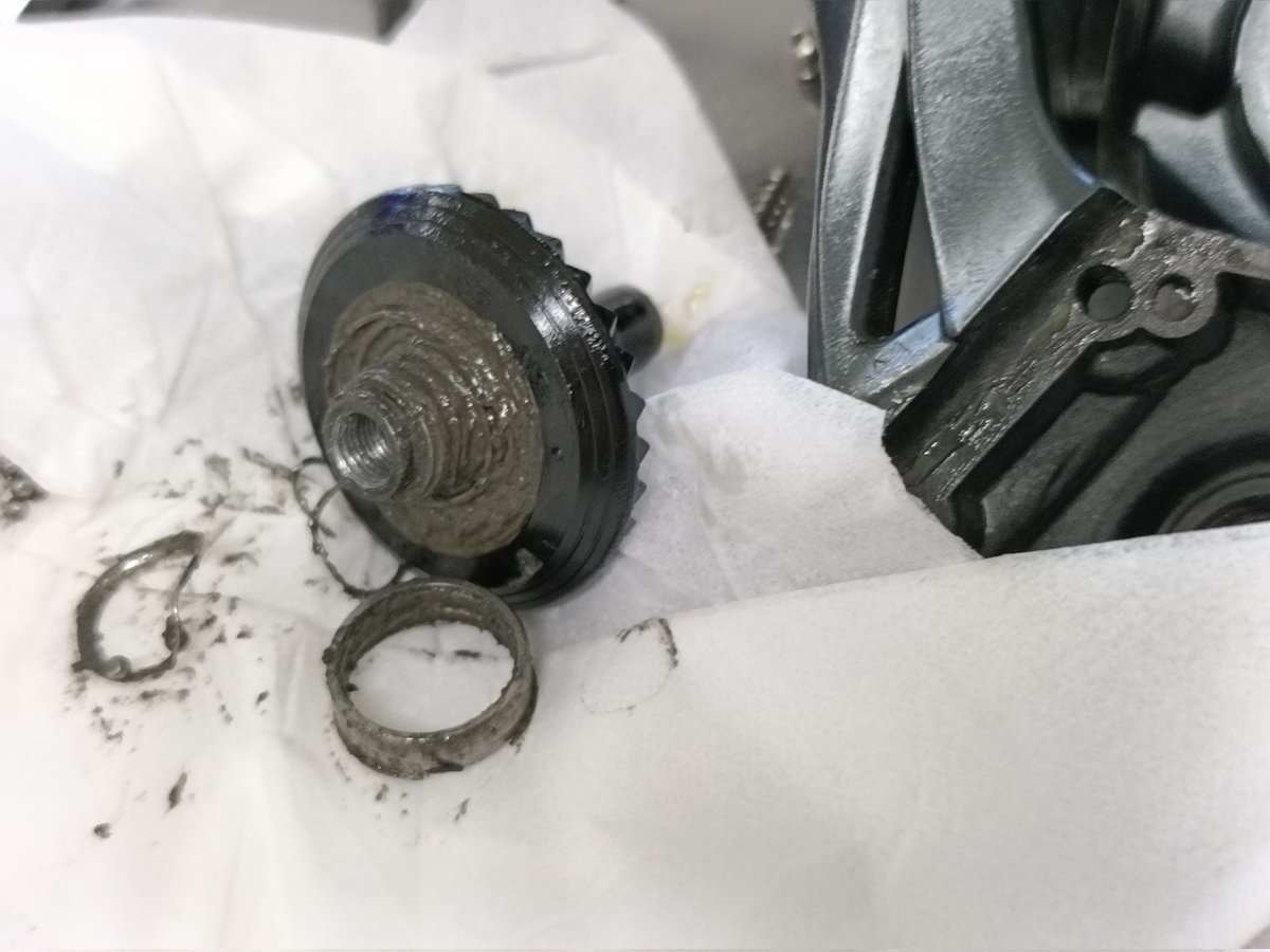 らのち tweet media