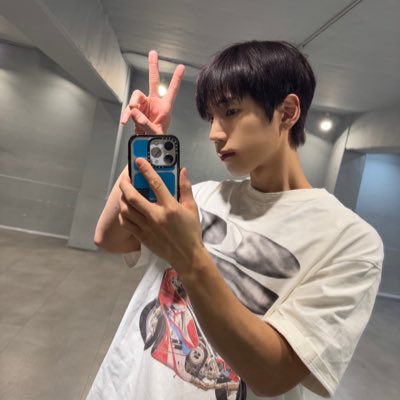 성국 tweet media