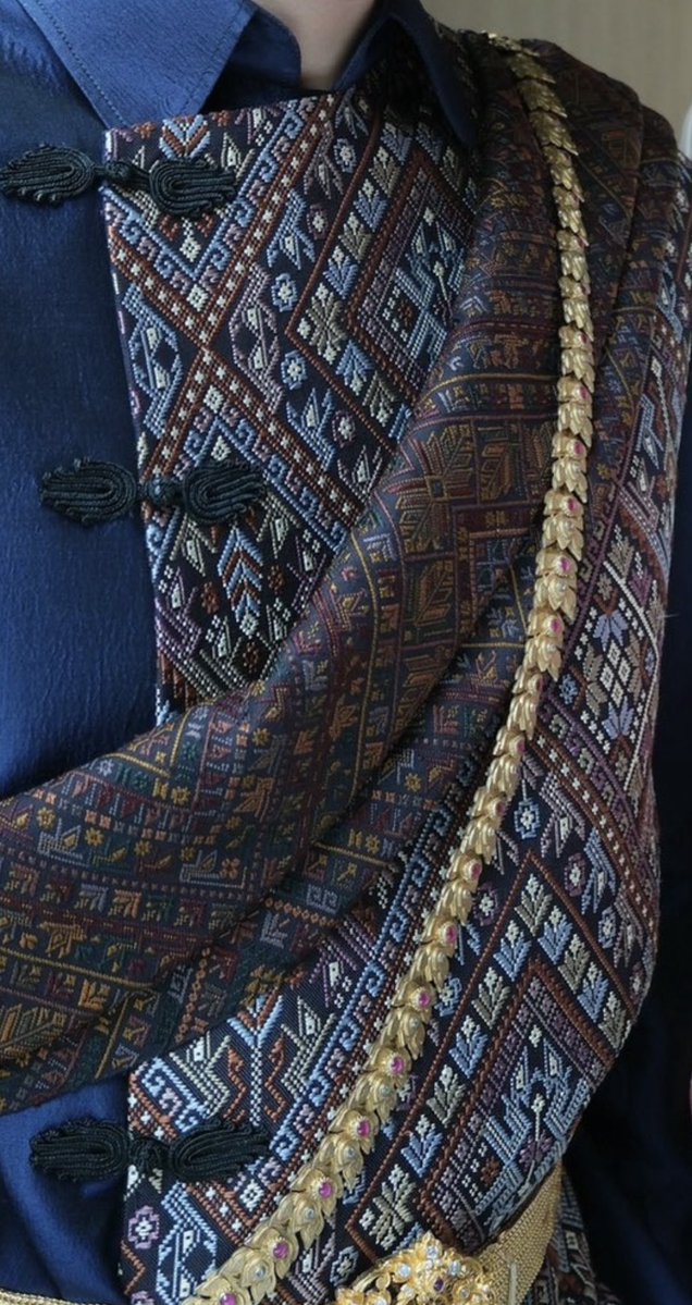 𝒄𝒉𝒆𝒓𝒊𝒆 🥯 tweet media