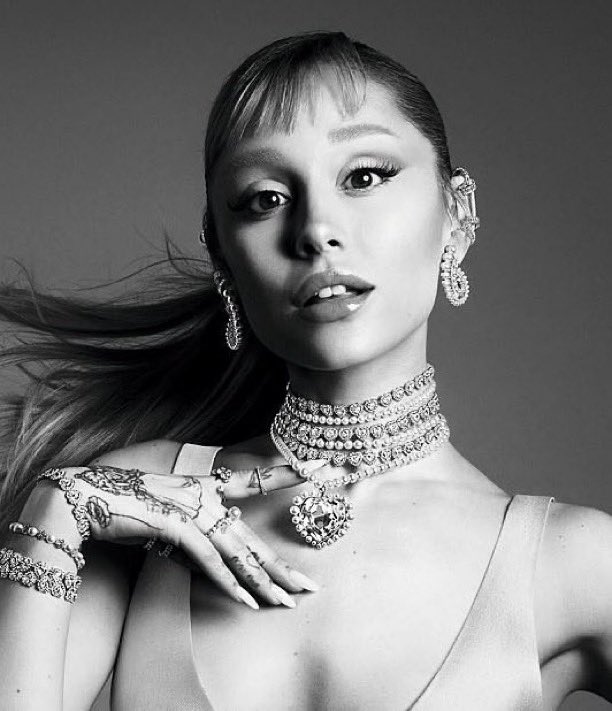 𝙫𝙖𝙡𝙚𝙣𝙘𝙞𝙖 tweet media