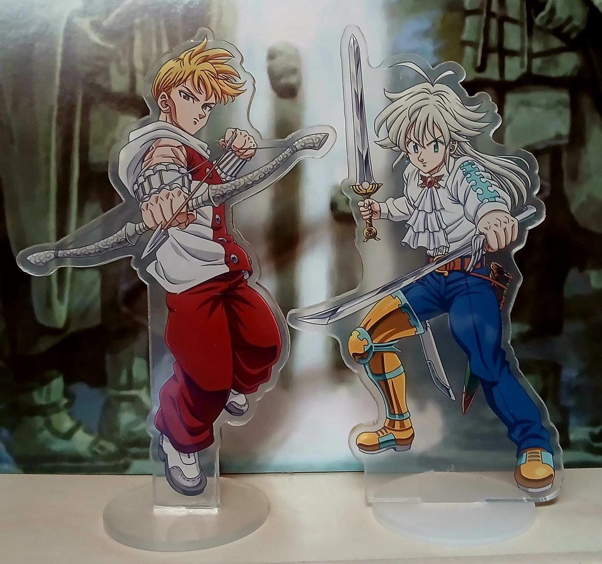 It’s a shame there isn’t so much merchandise for 4 knight of the apocalypse 😯💔
Look how good they are together!
❤️🩵
#LanceTris