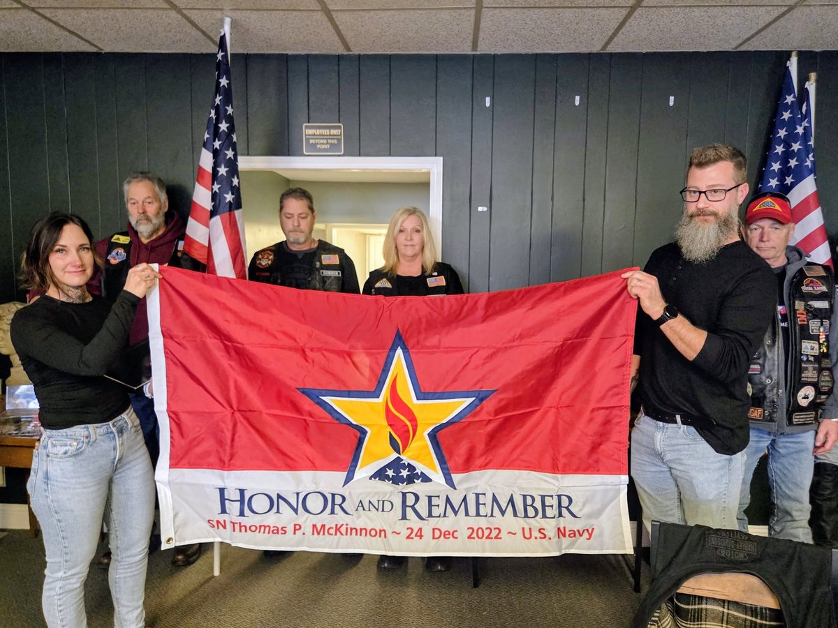 Honor and Remember tweet media