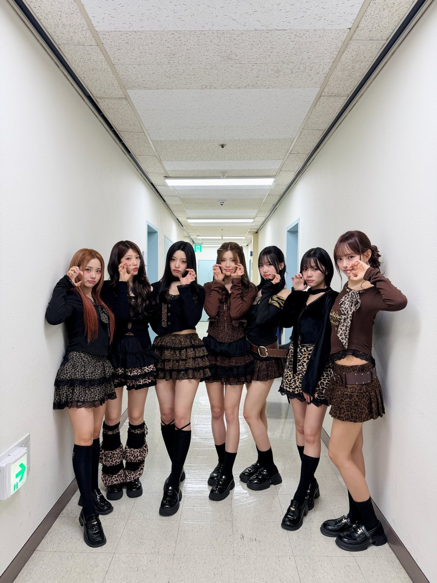 [📸]
260410 | #아리랑TV #Simply_Kpop 

심플리케이팝 첫사랑 출격!! 오늘 무대 😺새로운 느낌😺으로 준비해 봤으니까 예쁘게 봐줘 마음이들♥ 열심히 응원해 준 우리 마음이들 너무 고맙고! 덕분에 너무 행복했어ㅎㅎ 사랑해💕
- #수아 -

#CSR #첫사랑 #SUA
#숨길_수_없는_맘인걸