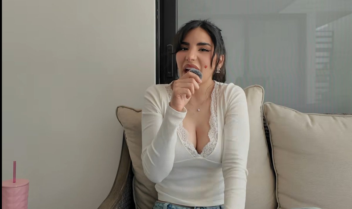 ʟɪᴢᴢɪᴇ os ⋆˚˖° tweet media