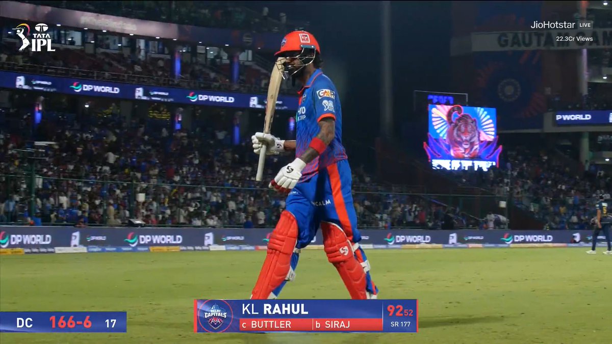 CRIC WEEK tweet media