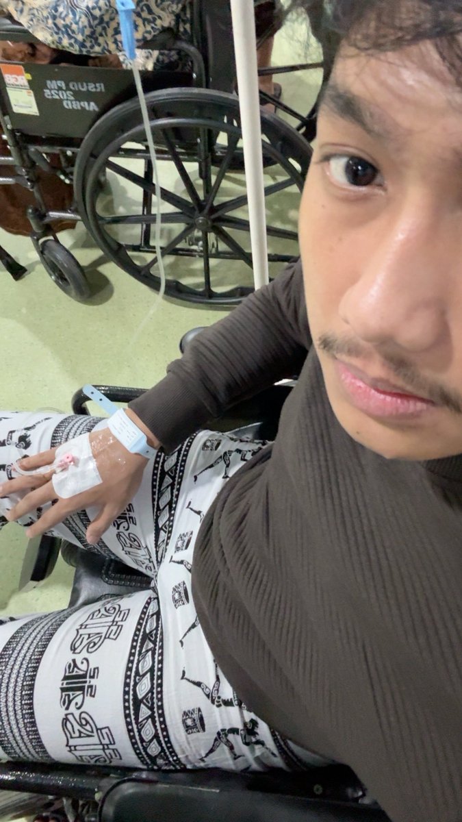 Mass Kenn. tweet media