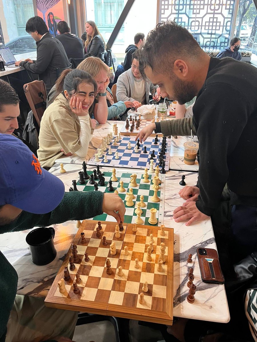 zöda (in nyc!) tweet media