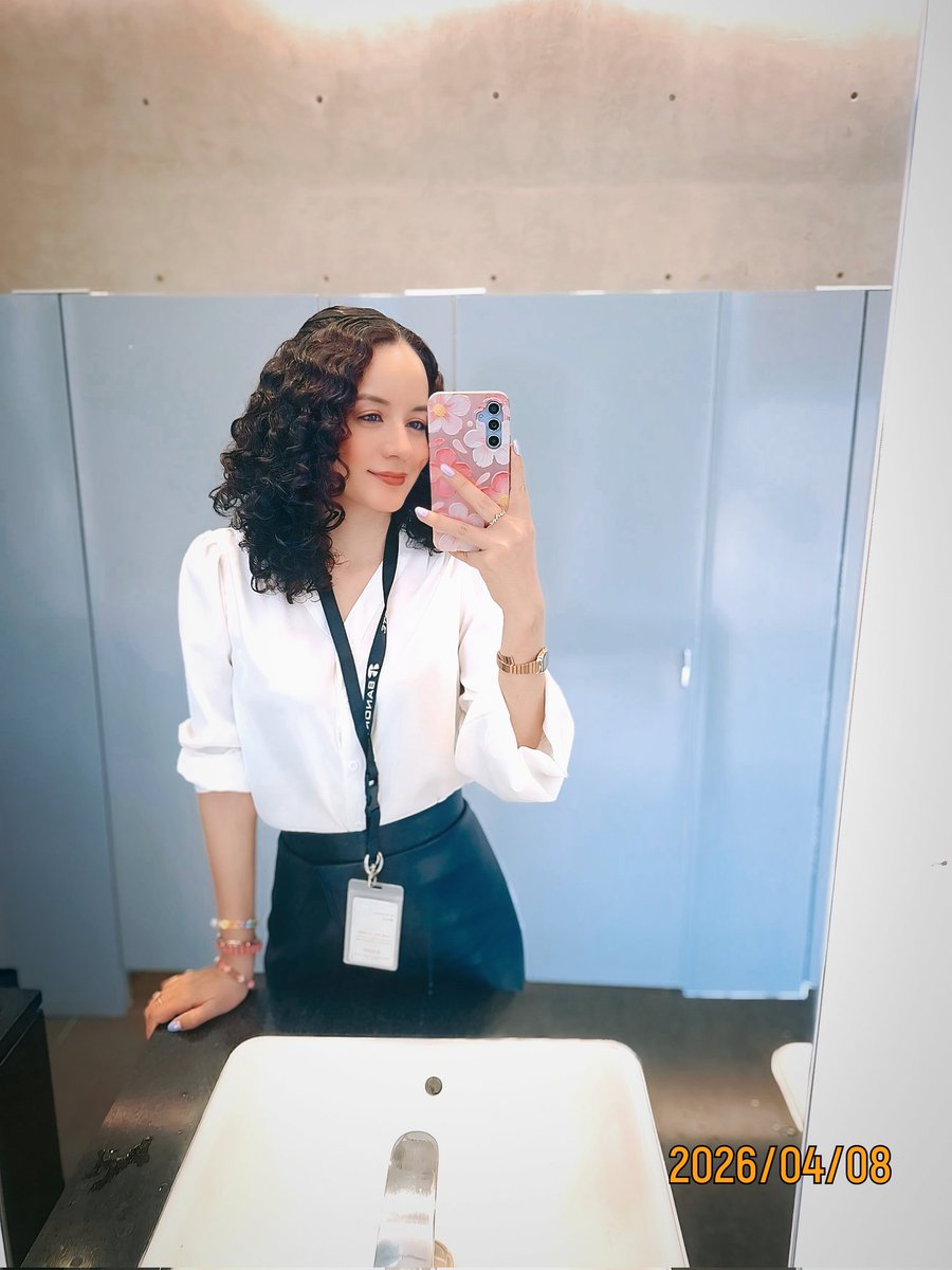 𝓓𝓾𝓵𝓬𝓮🌸🐝✨ tweet media