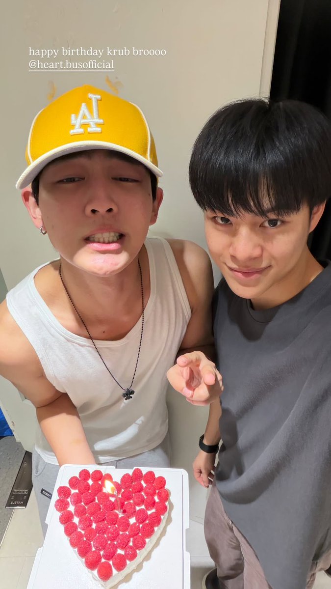 TEAM MARCKRIS tweet media