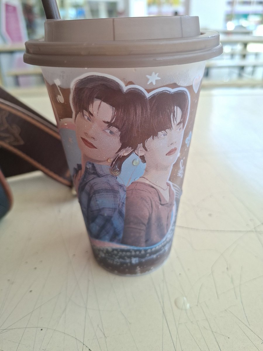 มัมมี้ดาของยัยน้อง tweet media