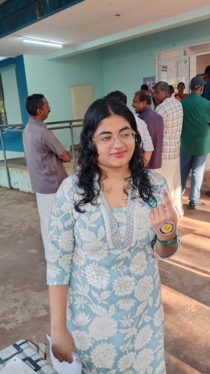 CollectorDeoPdy's tweet photo. Mahe Votes! Honest Voters in Mahe cast their votes on 09.04.2026, performing their duty towards the nation zealously.
#MaheVotes #PollDay2026 #GEPLA2026 #HonestVoters #ProudVoter #VoteForNation https://t.co/P5ORYA2itB
