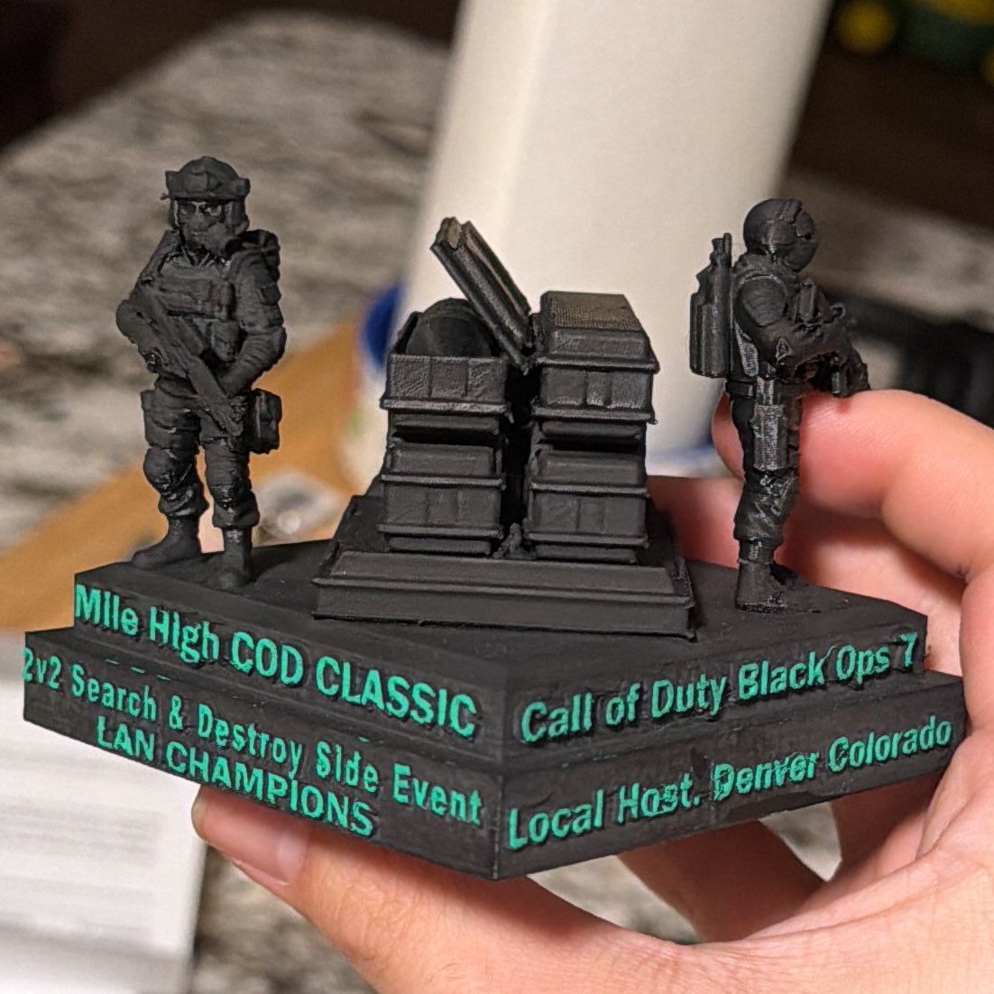 qburixlabs's tweet photo. A Search and Destroy bomb site implemented into a trophy. 😎🏆

#CallOfDuty #CODChallengers #CDL #EsportsTrophies #3DPrinting #CDL2026 #CompetitiveCOD https://t.co/29EVExQgLV