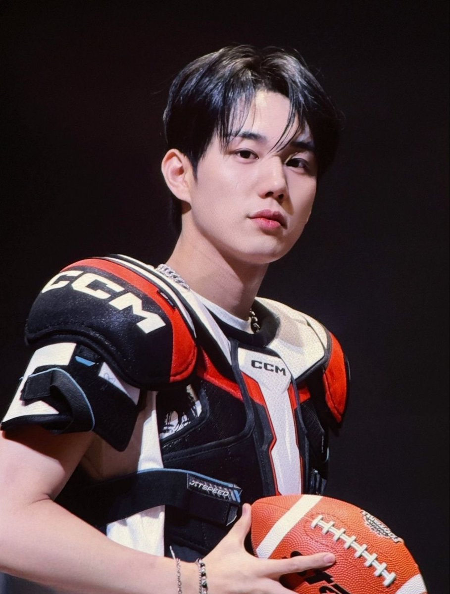 aeve .ᐟ ✶⋆ thetak au pinned tweet media