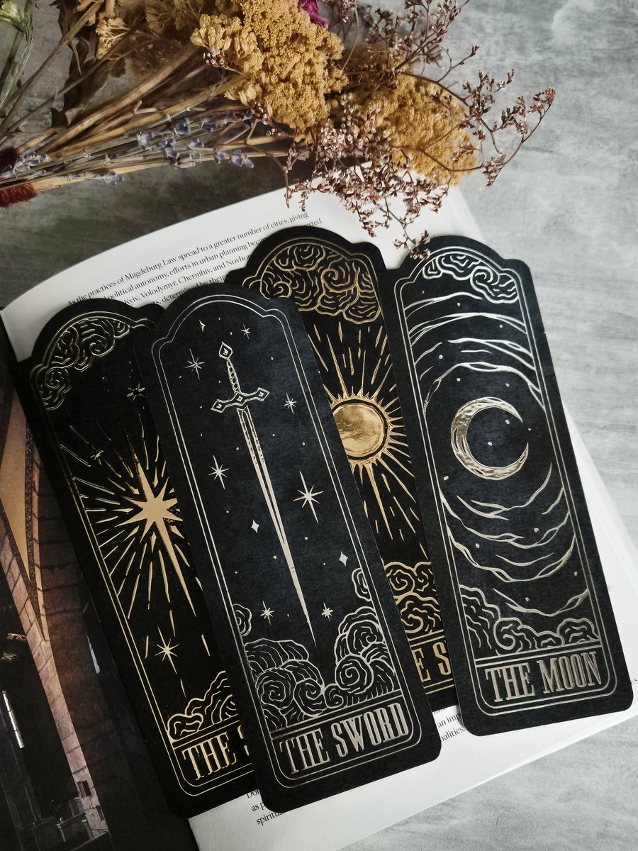 Залишу цю касу тут і скажу, що ці закладинки вже є в крамничці 🤲🖤✨️

За якість билася на ножах з друкарями🗡🗡🗡

#украрт #укрткрафт