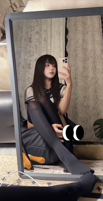 绘 tweet media