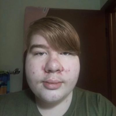 WACHOMALAJUNTA's tweet image. #face reveal a esta hora q nadie lo ve