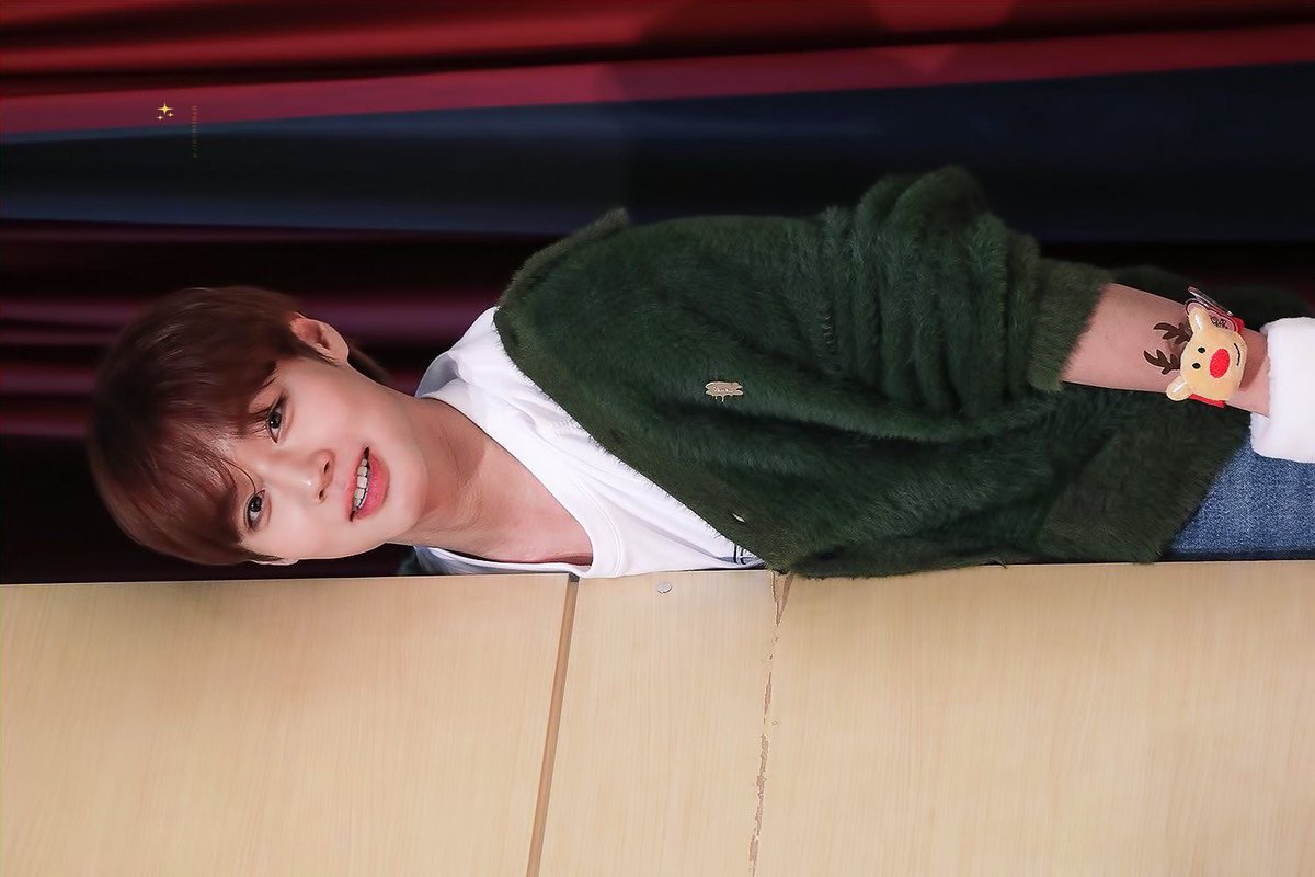 wingyoong_'s tweet photo. 내가 좋아하는 문짝 지훈 모음 

메이 바라기 .ᐟ.ᐟ https://t.co/gGumYfEsUp