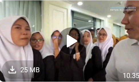 LANGKAH LUAR BIASA Bapak Presiden Prabowo Subianto  memberi kesempatan siswa-siswi pelajar sekolah sebagai Generasi Penerus Bangsa untuk boleh mengunjungi Istana Merdeka, upaya memupuk Nasionalisme anak bangsa.