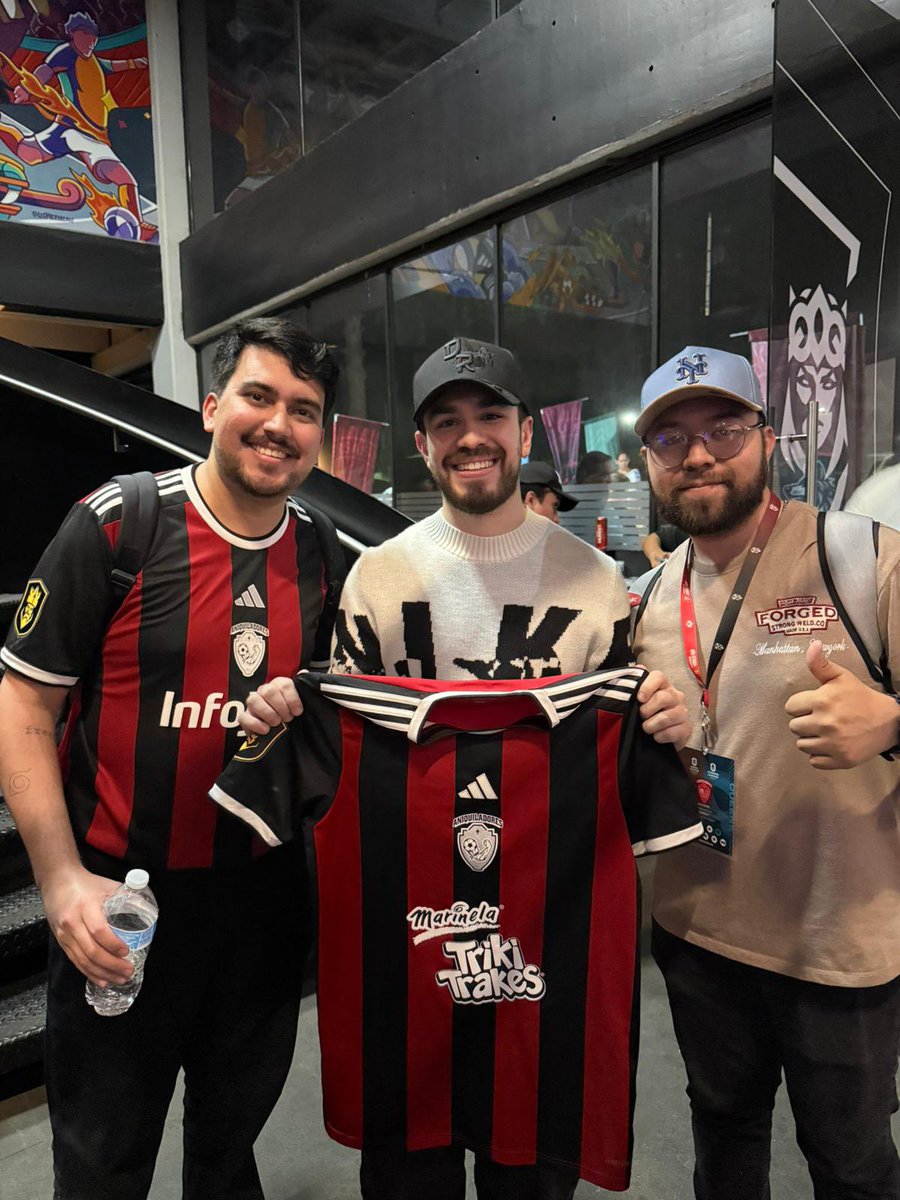 Studio.Lando tweet media