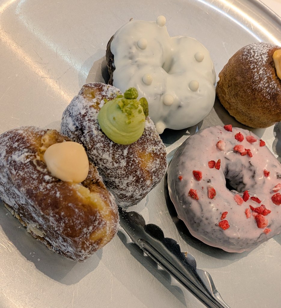 *yukako* I love the acoustic guitar tweet media