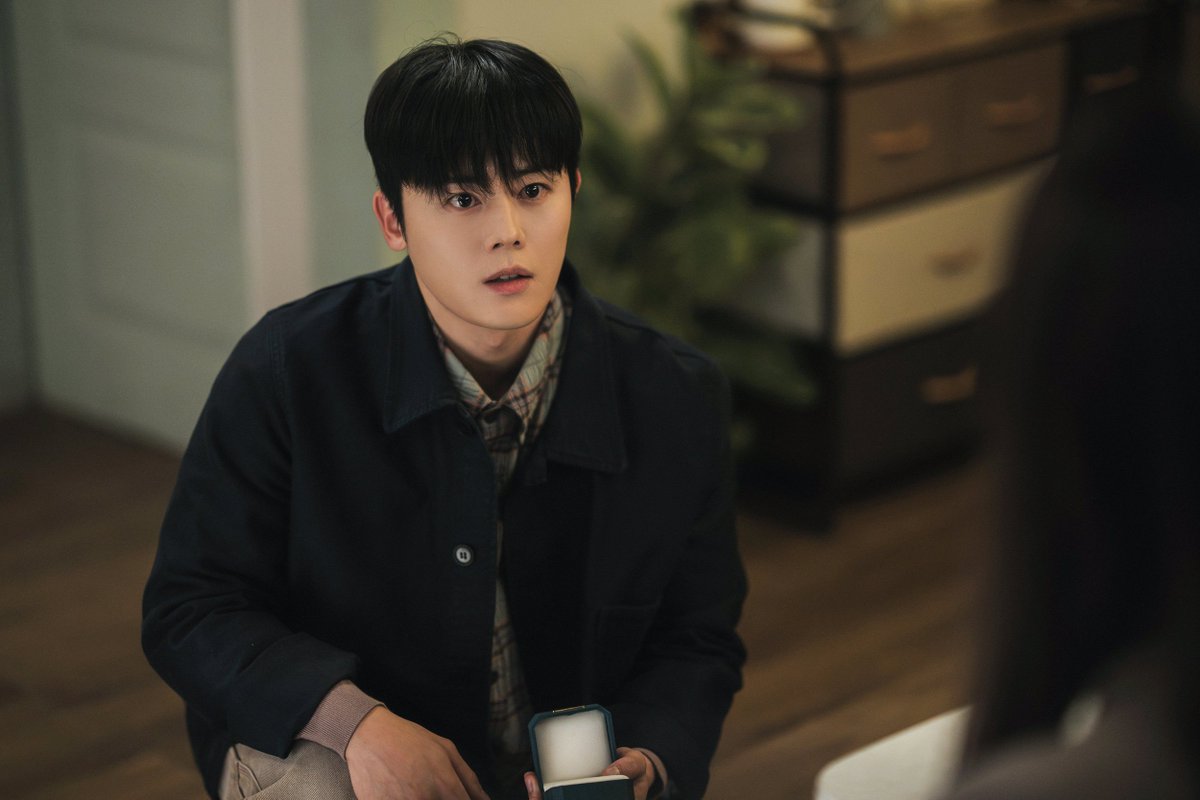 dongjun_jp's tweet photo. ドラマ <#セイ���ーン (세이렌)>
Behind Photo📷 
⠀
ビハインドカット 📁:
https://t.co/e7FXLQOjwK
⠀
#キムドンジュン #金桐俊 
#김동준 #KIMDONGJUN   
#세이렌 #SirensKiss https://t.co/OeT0OMZaPS