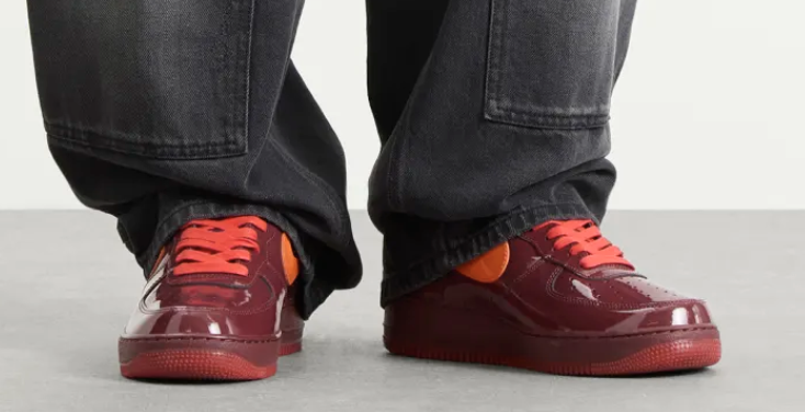 JustFreshKicks tweet media