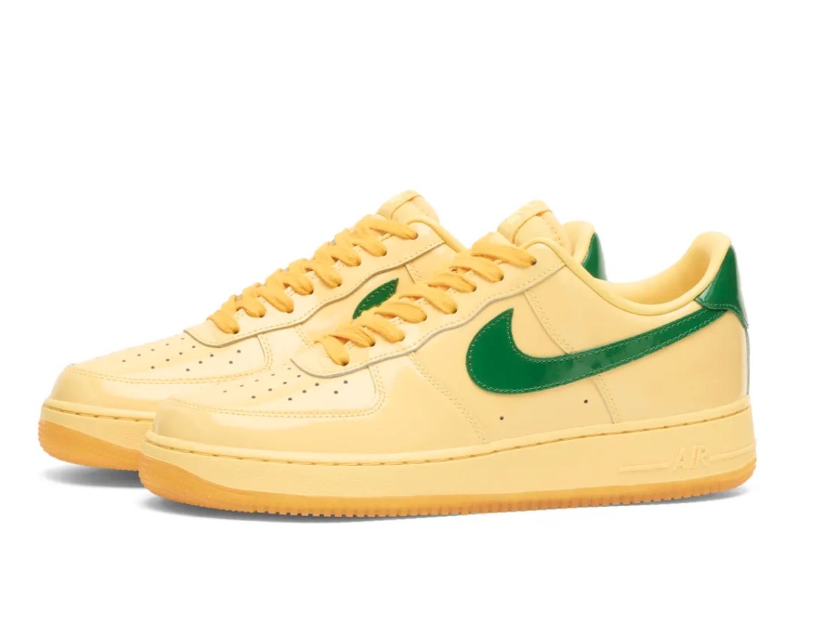 JustFreshKicks tweet media