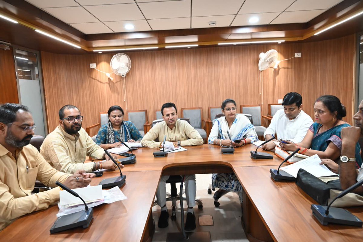 visshnumittal's tweet photo. प्रदेश कार्यालय में संगठनात्मक बैठक में सहभागिता की। https://t.co/bvtlBJgiFH